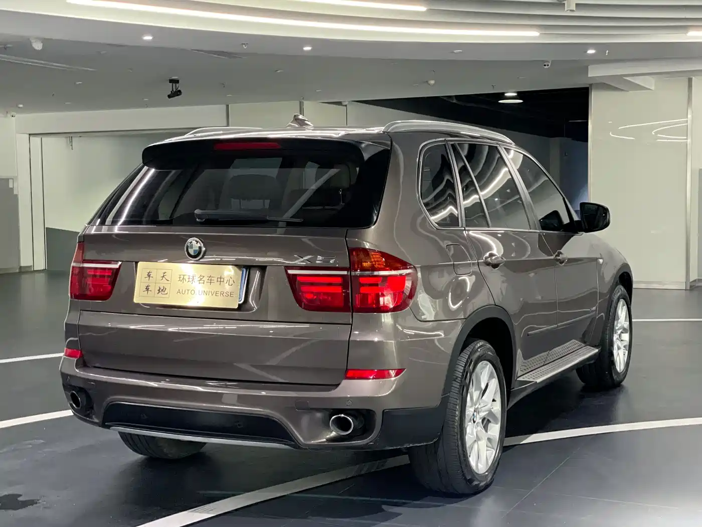 BMW X5 (Import) 2013 xDrive35i Luxury фото 4