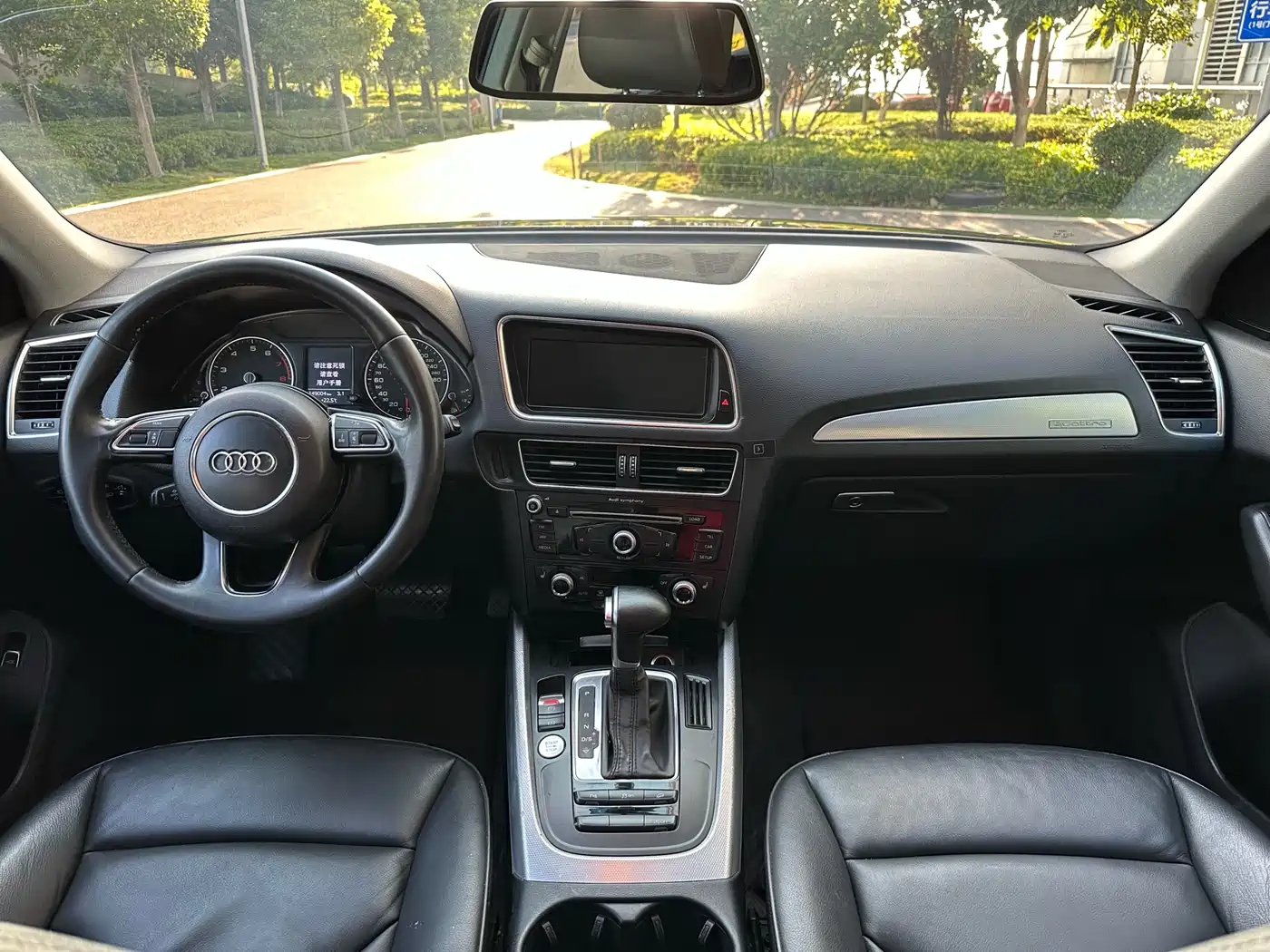 Audi Q5 2013 40 TFSI Technology фото 9