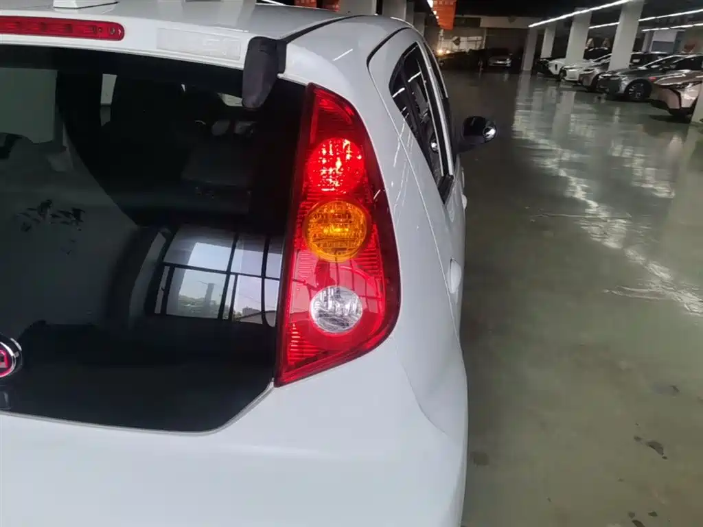 BYD e1 2019 Joy Edition фото 8