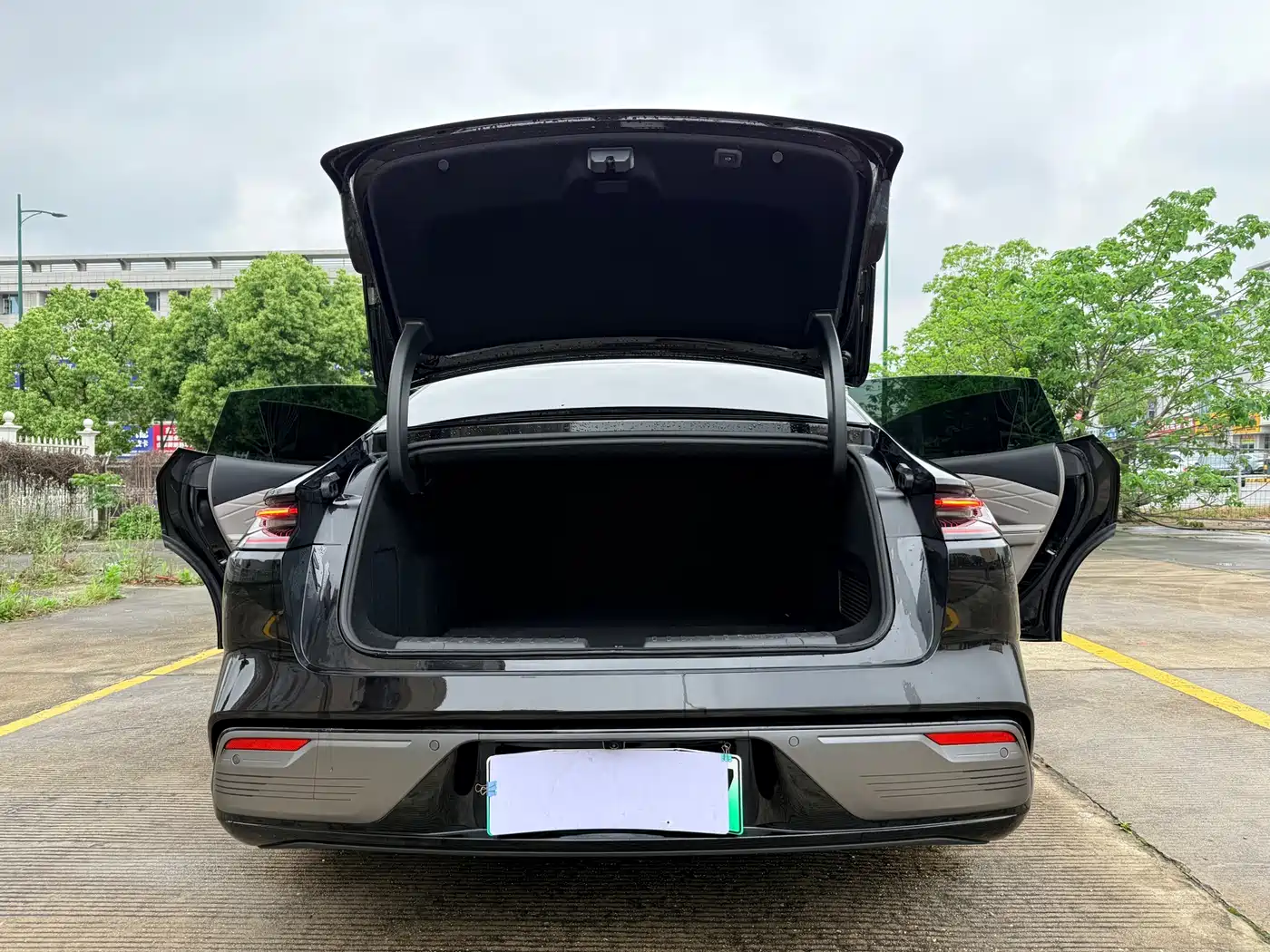 Geely Galaxy Galaxy Xingyao 8 2025 130km EM-P Starship Edition фото 23