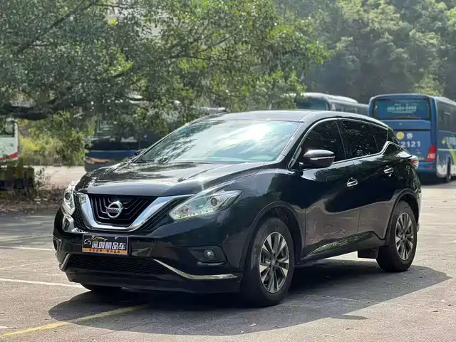 NISSAN LOULAN
