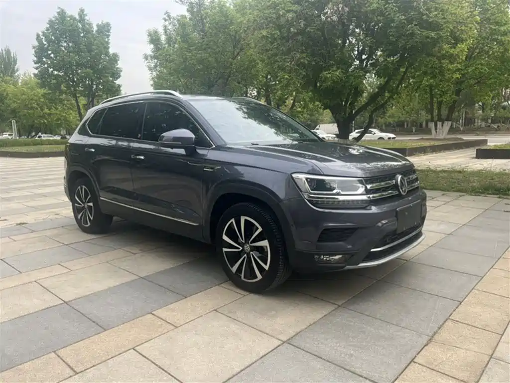 Volkswagen Tharu 2019 Model 330TSI 4WD Flagship Edition China VI фото 4