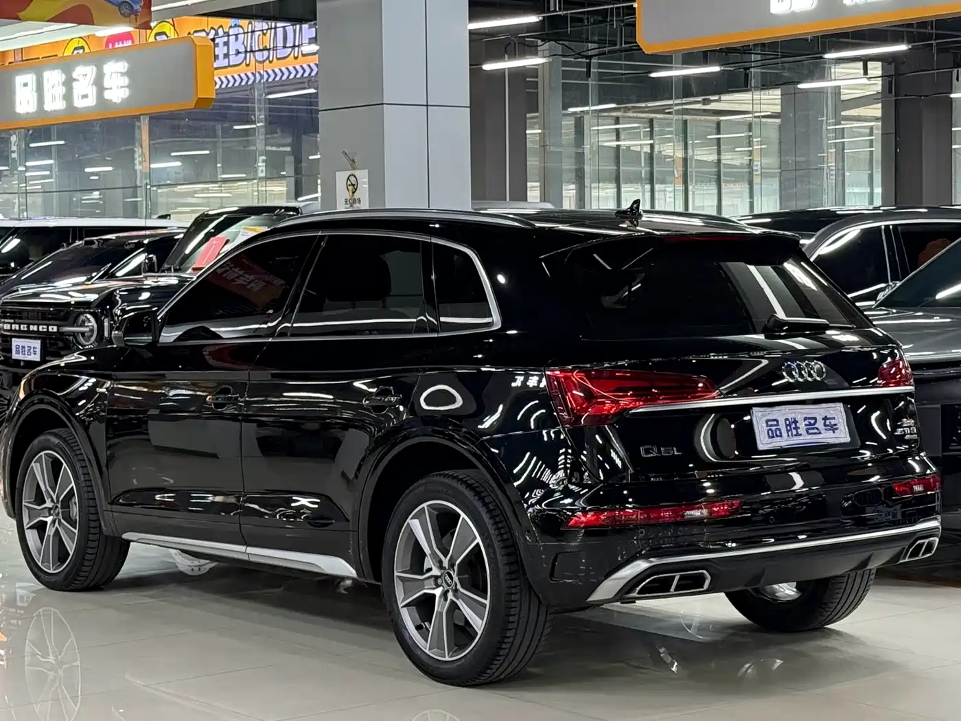 Audi Q5L 2022 45T Luxury Dynamic фото 3
