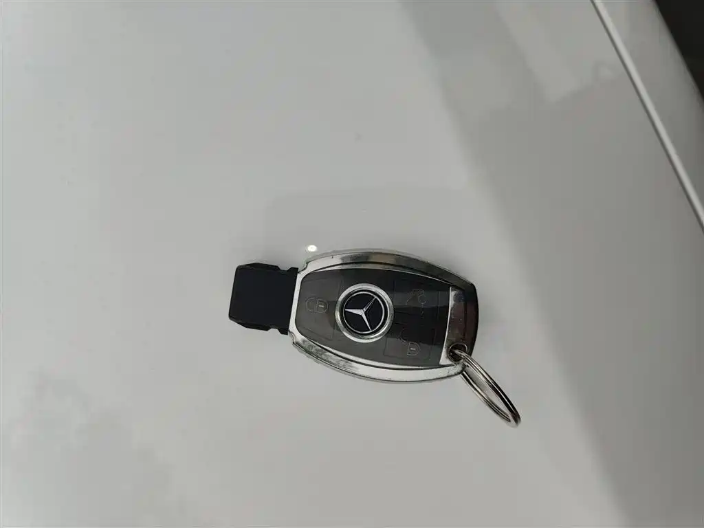 Mercedes-Benz C-Class 2017 Facelift C 200 L Sport Edition фото 14