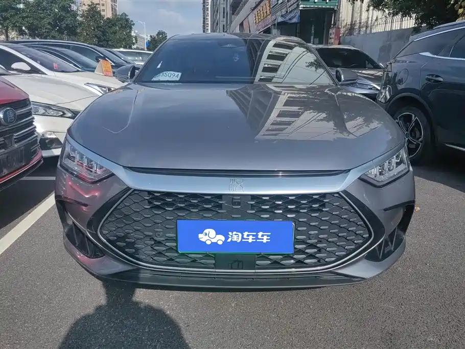 BYD Han 2022 DM-i 121KM Premium Edition фото 2