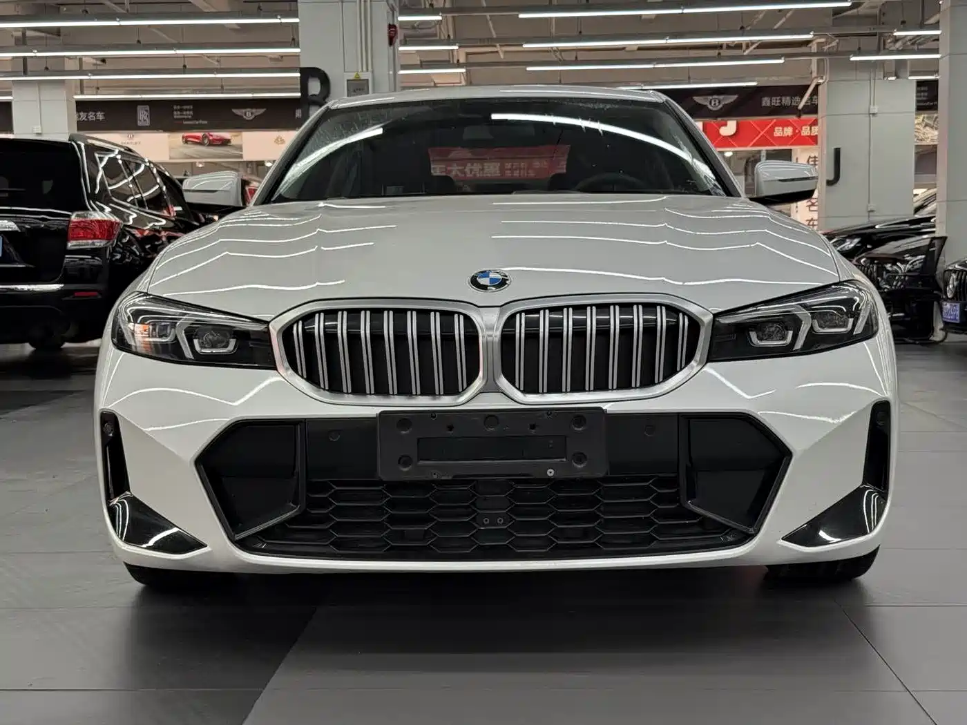 BMW 3 Series 2024 320i M Sport Package фото 2