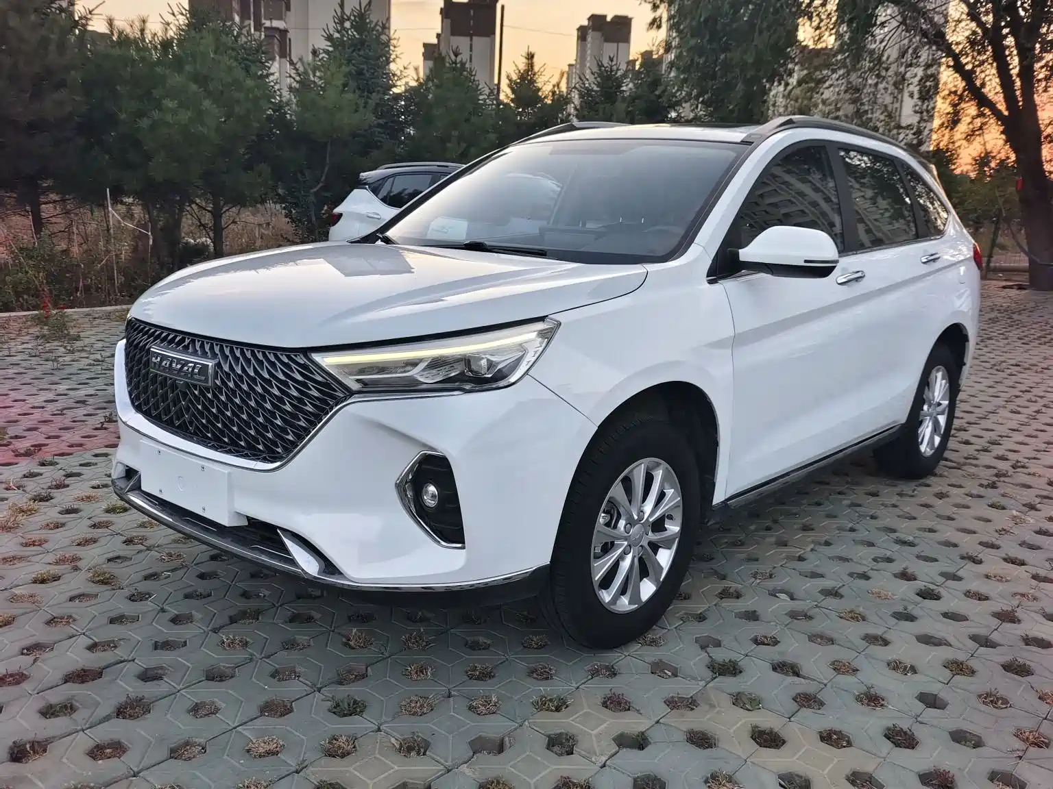 Фото 1 - Haval M6