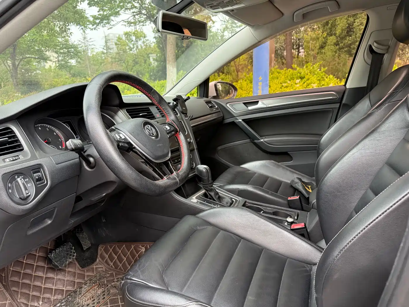 Volkswagen Golf 2014 1.4TSI Automatic Luxury фото 4