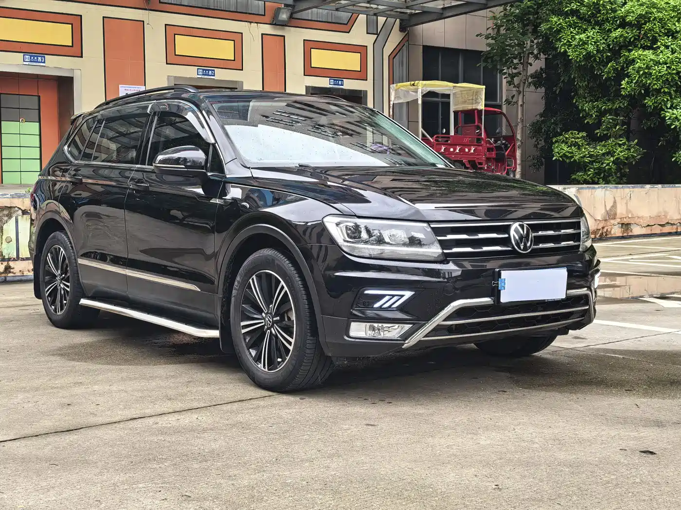 Volkswagen Tiguan L 2021 330TSI Automatic 2WD Comfort фото 3
