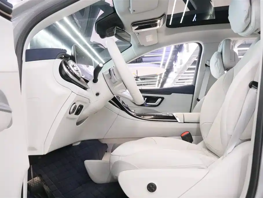 Mercedes-Benz EQE SUV 2024 350 4MATIC Luxury Edition фото 16