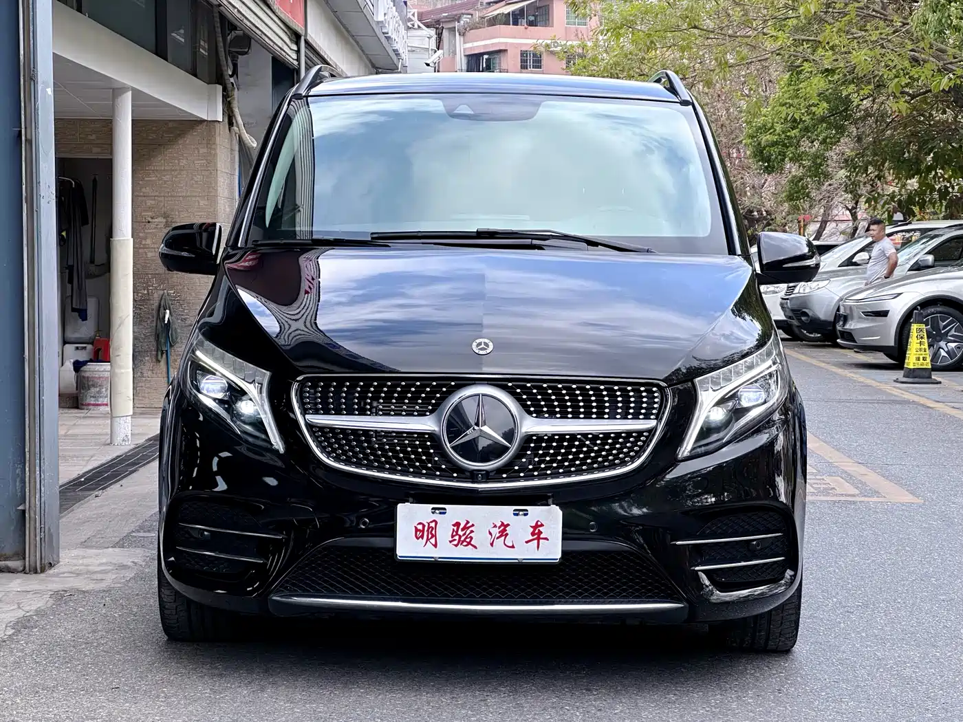 Mercedes-Benz V-Class 2021 V 260 L Long Wheelbase Luxury Edition фото 2