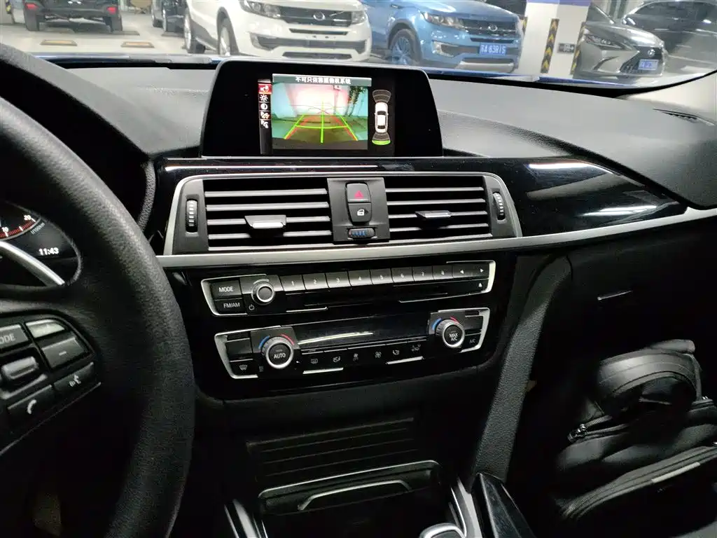 BMW 3 Series 2017 320Li M Sport фото 6