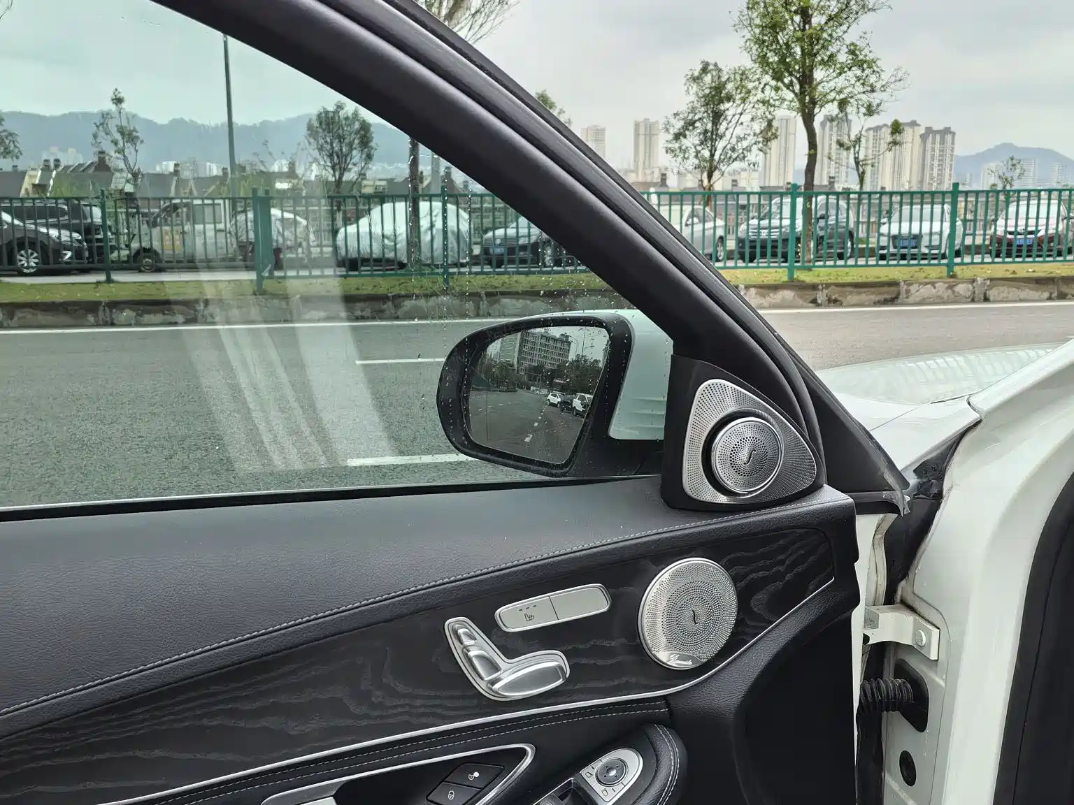 Фото 7 - Mercedes-Benz C-Class
