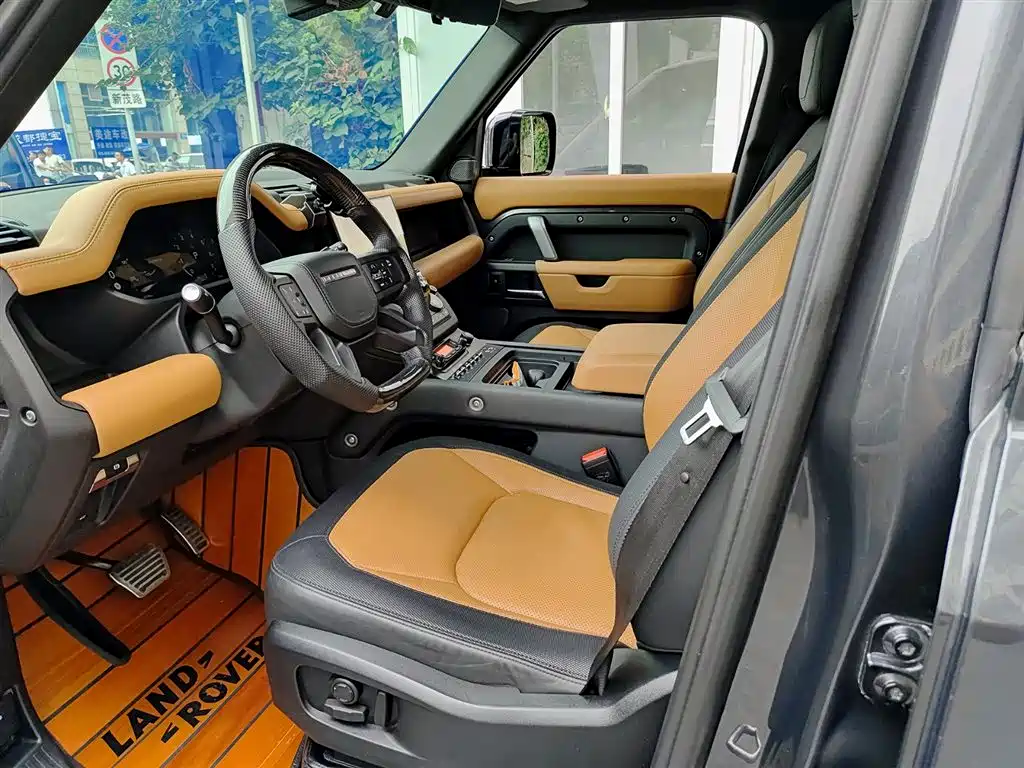 Land Rover Defender 2023 Facelift 110 3.0T P400 X-DYNAMIC HSE фото 7