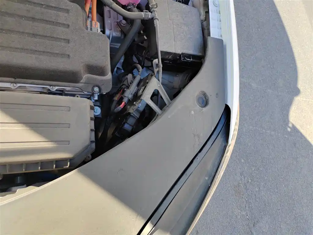 BYD Qin PLUS 2025 DM-i Smart Drive 55KM Leader фото 21