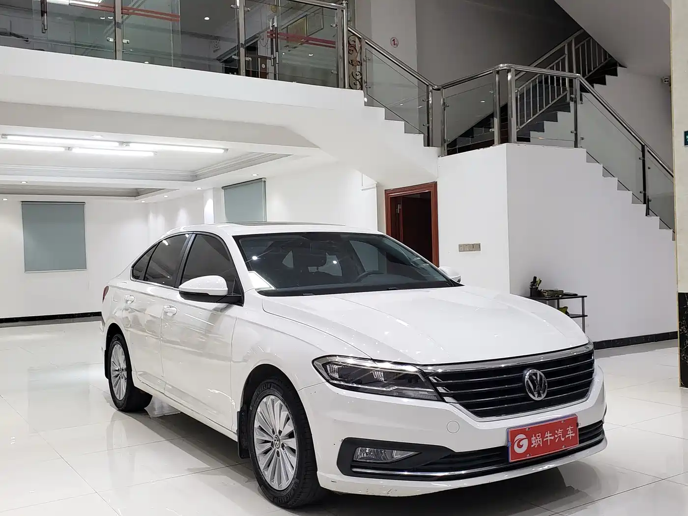 Volkswagen Lavida 2019 1.5L Automatic Comfort Edition China VI фото 3