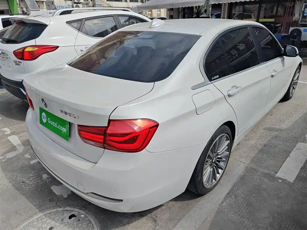 BMW 3 Series 2019 320Li Fashion Type фото 5