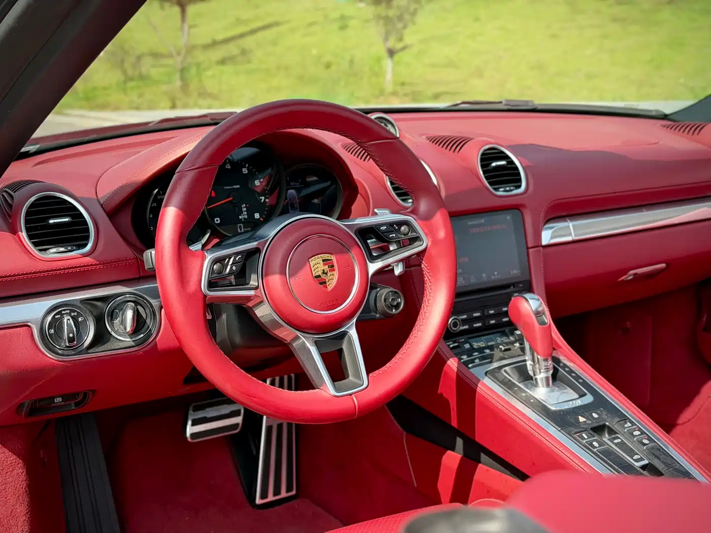 Porsche 718 2022 Boxster 2.0T фото 15