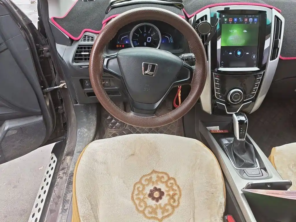 Luxgen U6 SUV 2016 2015 1.8T Innovation Upgrade