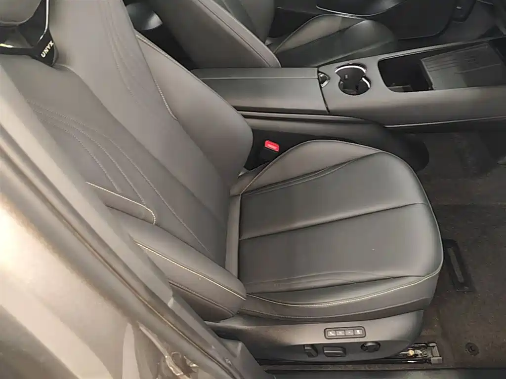 Volkswagen Unique 06 2024 Facelift Ultra Long Range фото 25