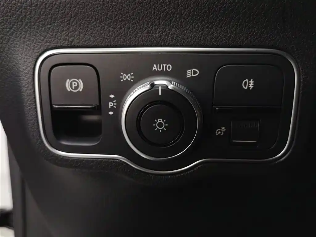 Mercedes-Benz B-Class 2022 Facelift B 200 Fashion фото 21