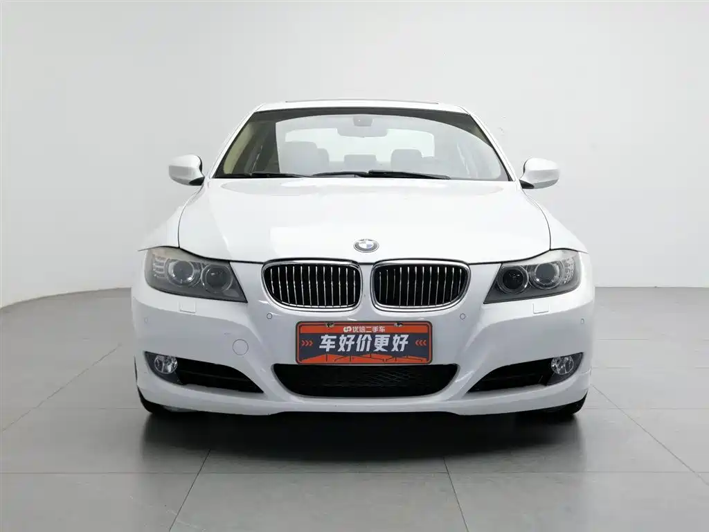 BMW 3 Series (Import) 2010 325i Luxury фото 3