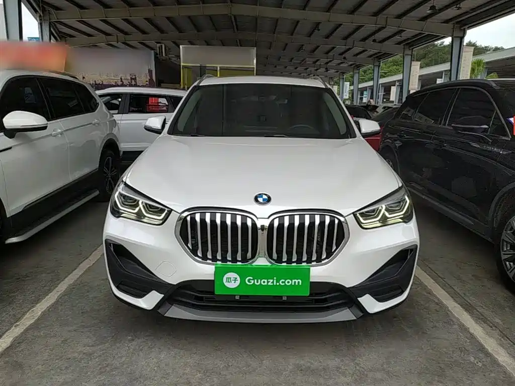 BMW X1 2021 Facelift sDrive20Li Fashion фото 3