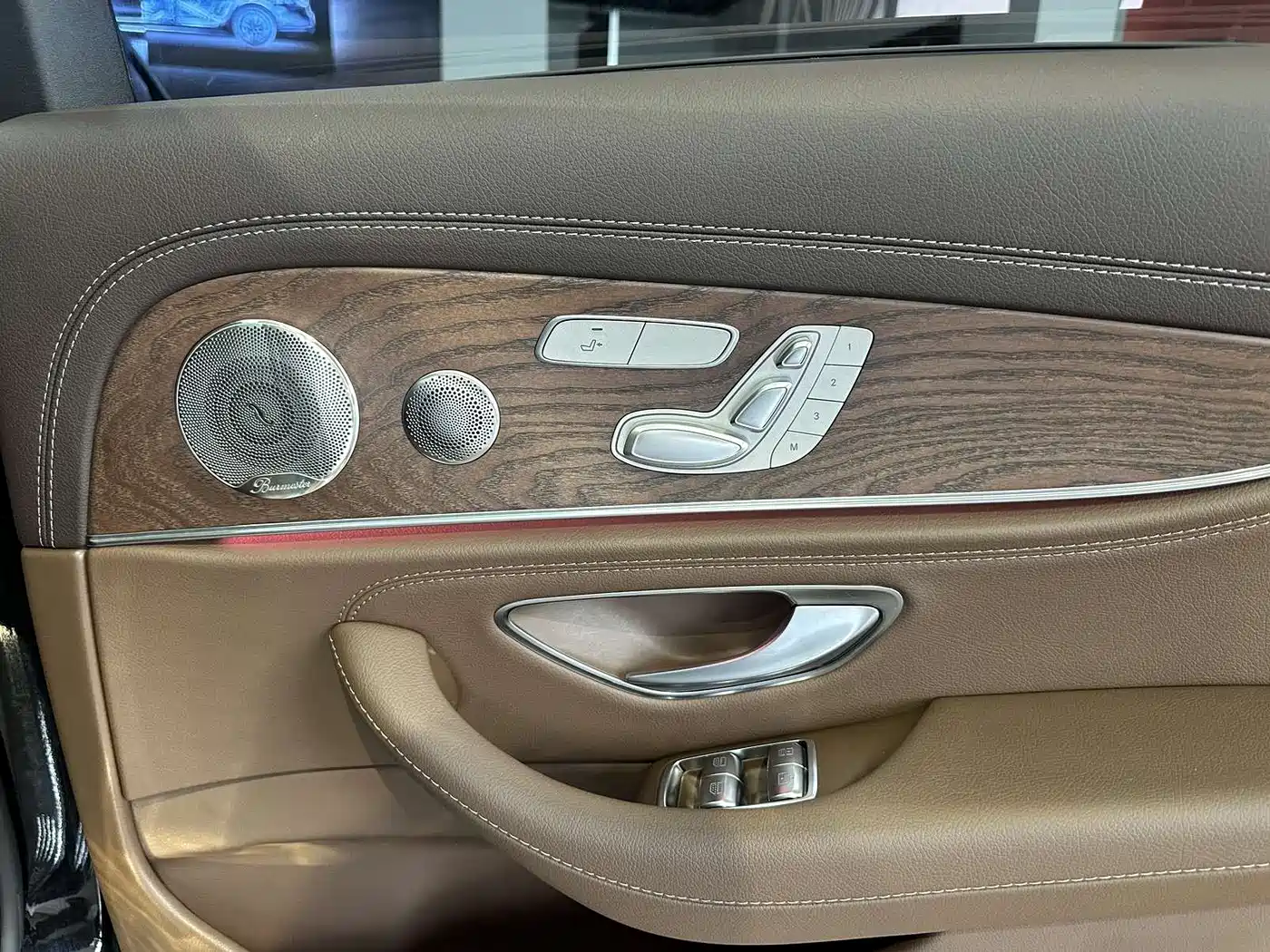 Mercedes-Benz E-Class 2022 Facelift III E 300 L Luxury фото 14