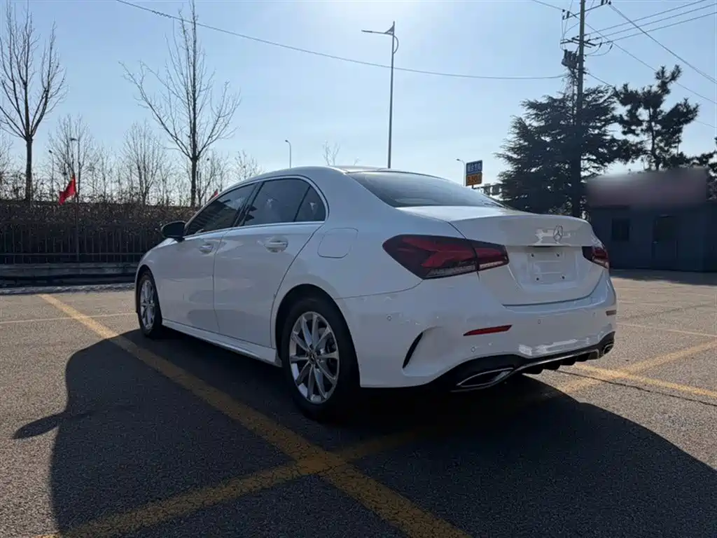 Mercedes-Benz A-Class 2022 Facelift A 200 L Sport Sedan Fashion Style фото 16