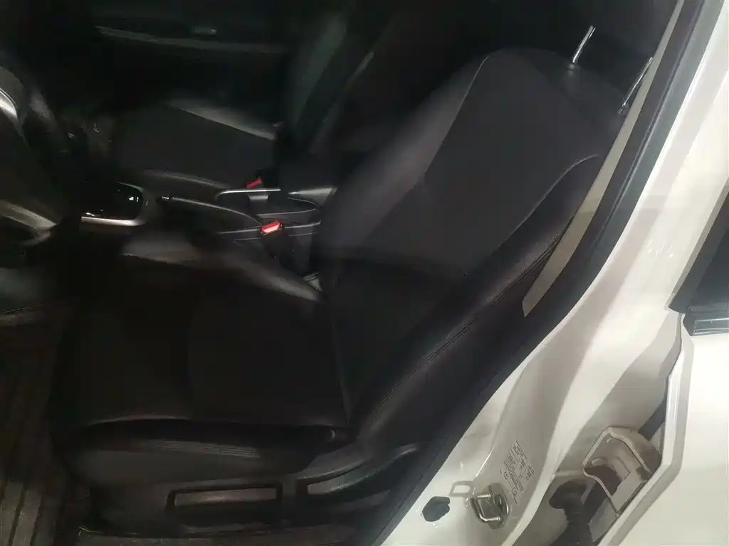 Nissan Tiida 2023 2024 1.6L CVT Cool Sport Edition