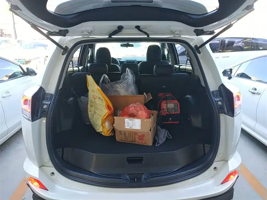 Toyota RAV4 Rongfang 2019 2.0L CVT 2WD Comfort Edition China VI фото 15