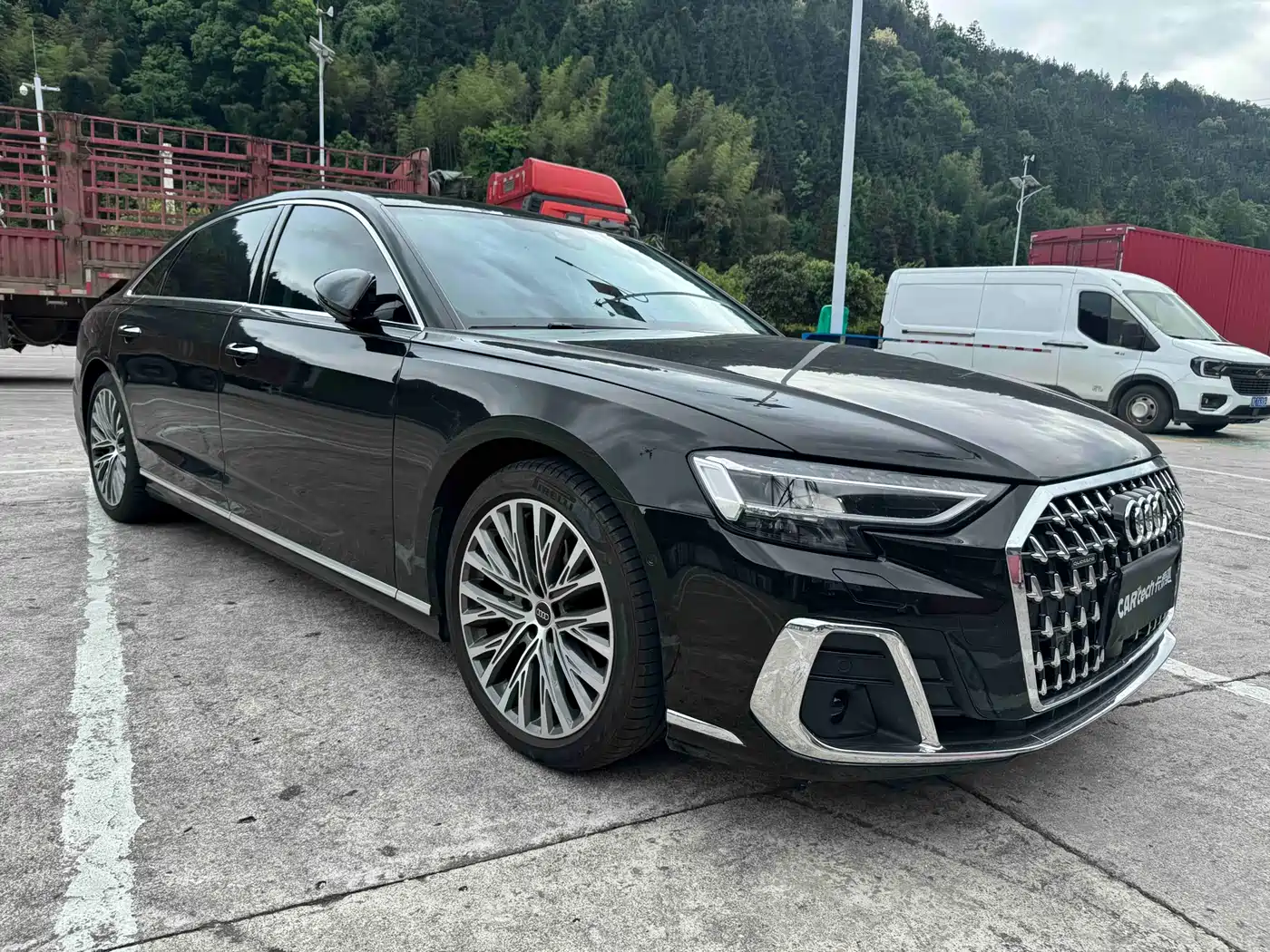 AUDI A8