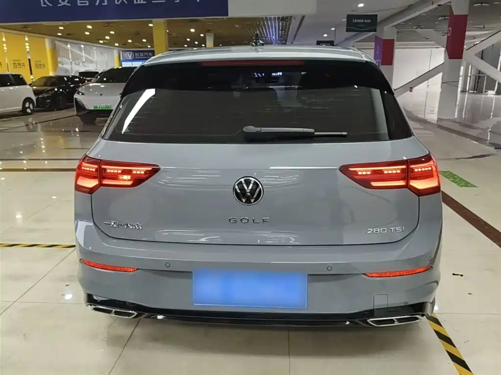 Volkswagen Golf 2023 Facelift 280TSI DSG R-Line Lite фото 4