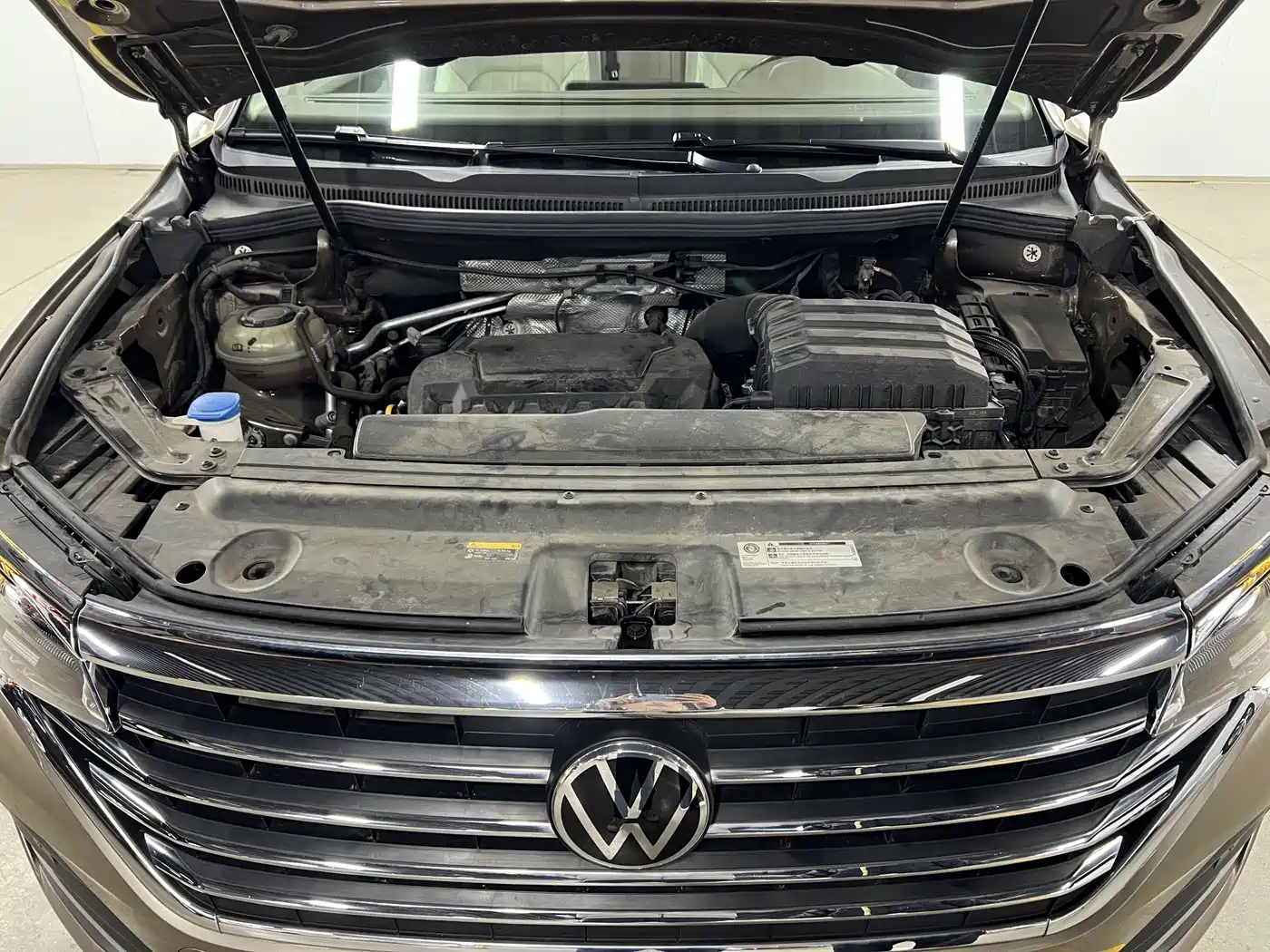 Volkswagen Viloran 2023 Facelift 380TSI Prestige Edition фото 18