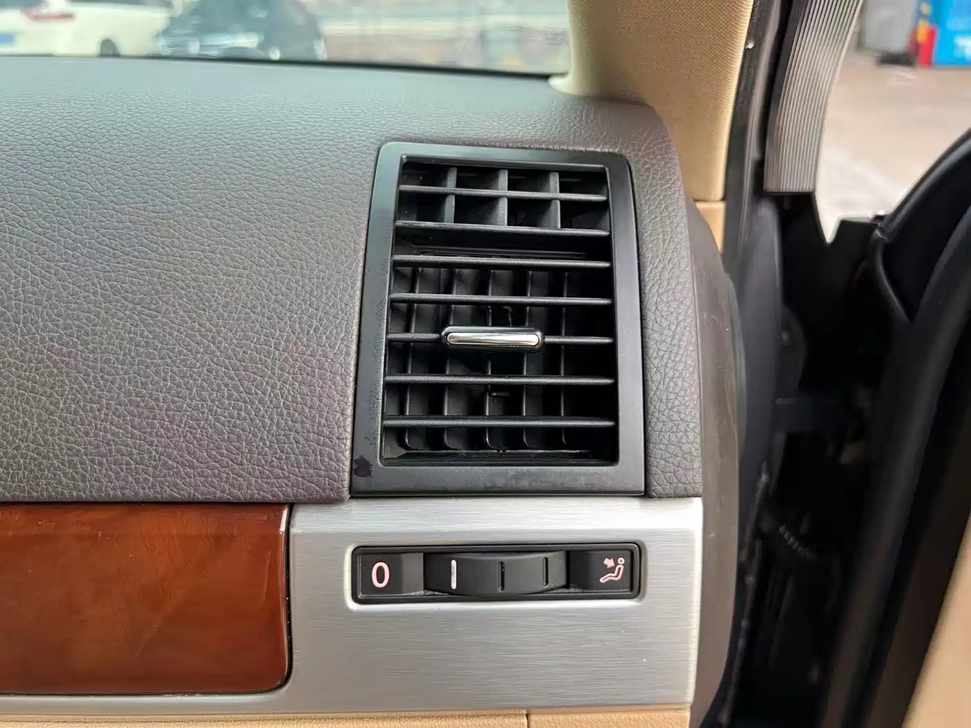 Volkswagen Touareg 2007 3.6L Standard фото 23