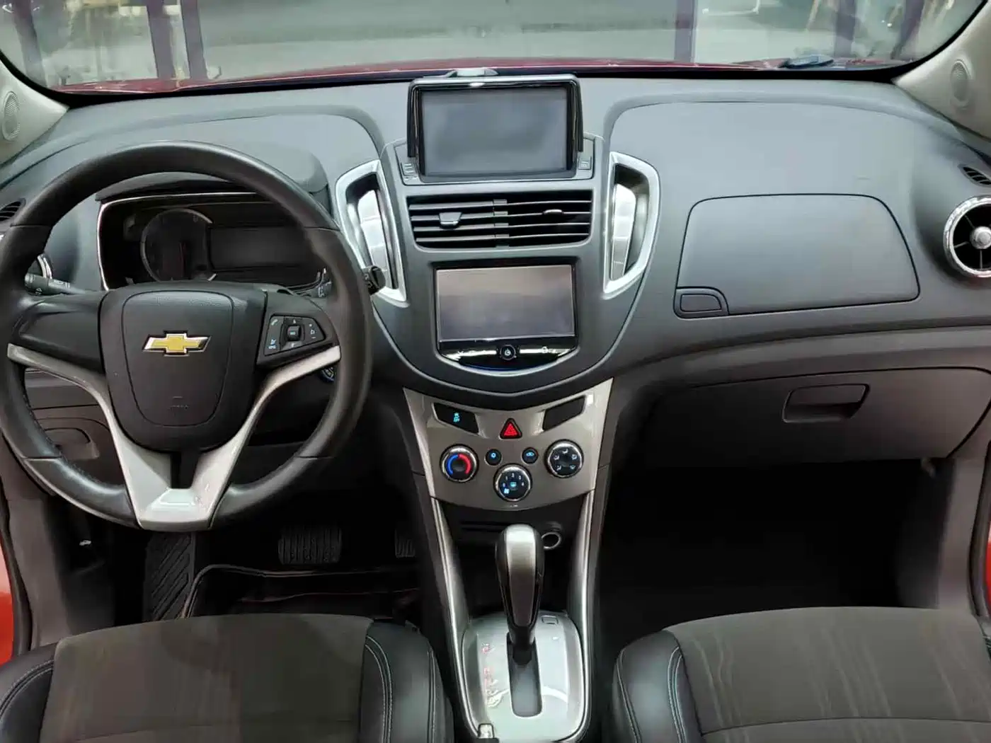 Chevrolet Trax 2014 1.4T Automatic 2WD Luxury фото 6