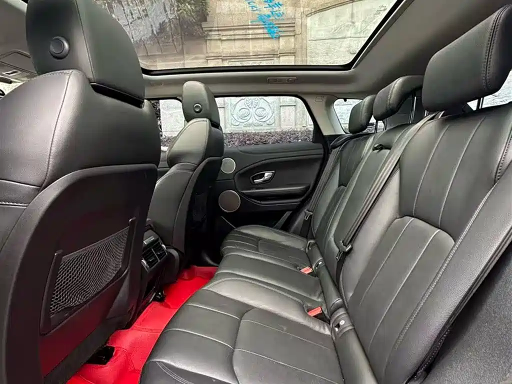 Land Rover Range Rover Evoque 2017 2.0T British Style Edition фото 24