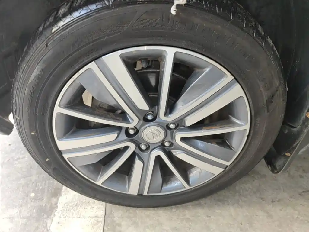 Changan CS35 PLUS 2019 2019 1.6L Automatic Smooth Connect Edition
