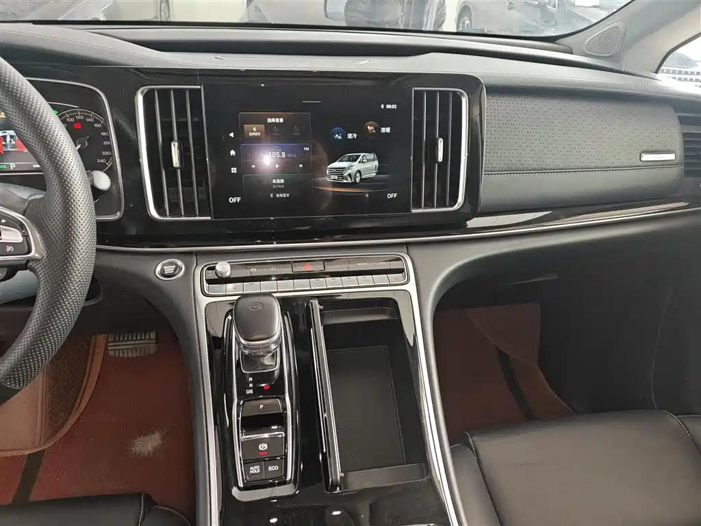 GAC Trumpchi Trumpchi M8 2021 Leading Show Series 390T Premium Edition фото 13