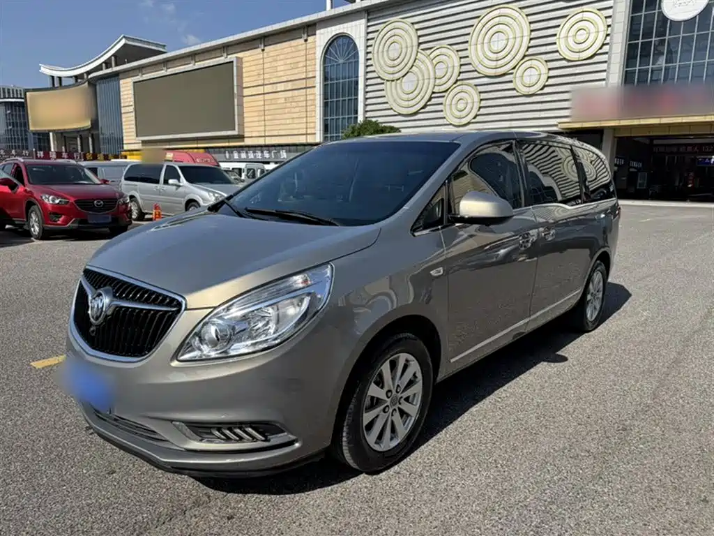 Buick GL8 2018 28T Premium Model China VI фото 2