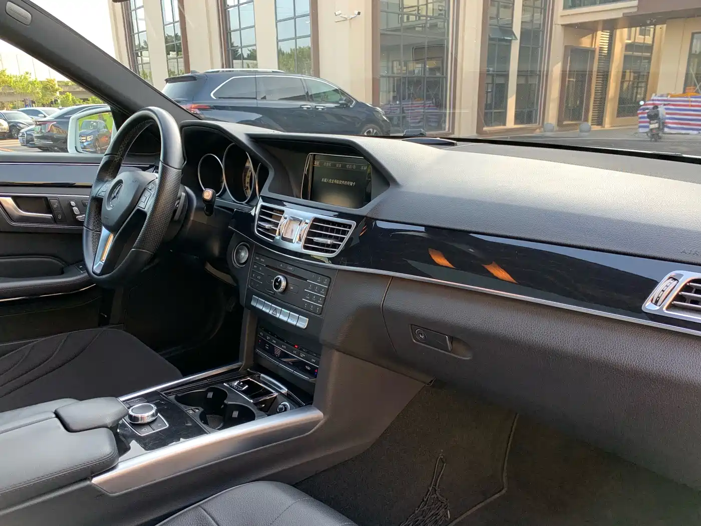 Mercedes-Benz E-Class 2015 Facelift E 260 L Sport фото 28
