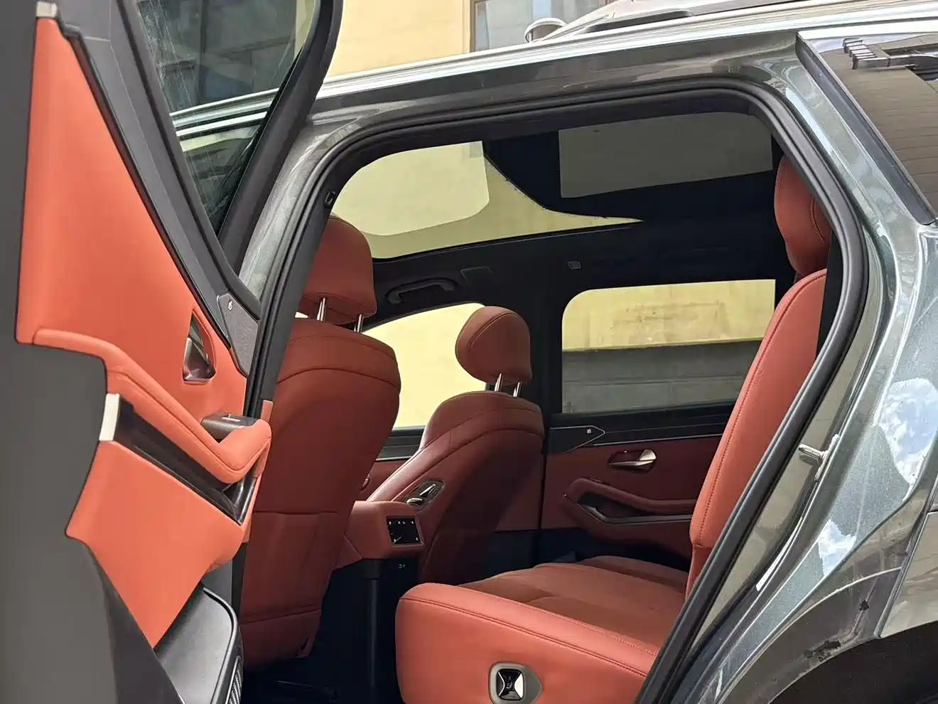 BYD Tang L 2025 DM 175KM Drone Player Edition фото 8