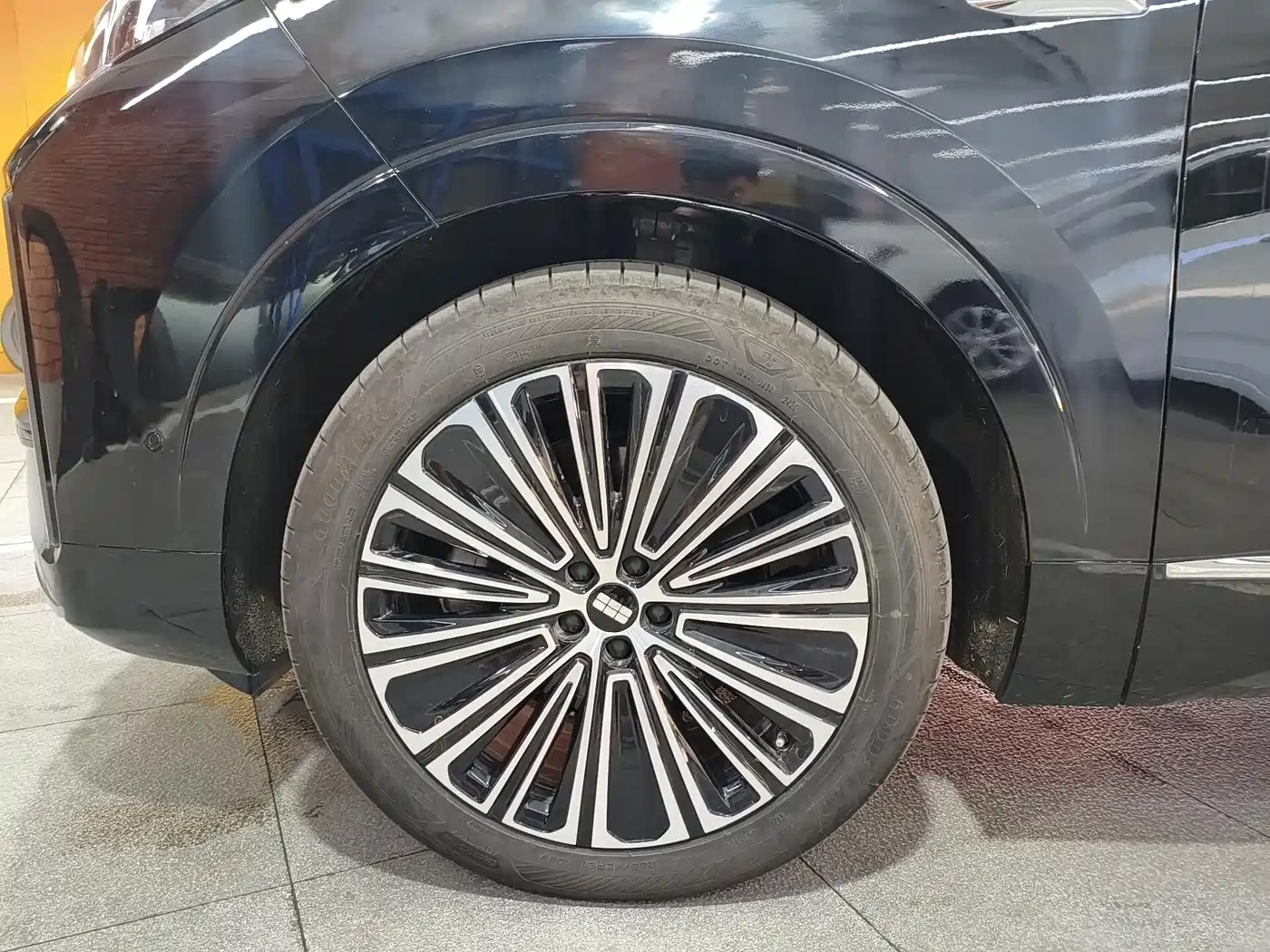 Geely Galaxy Galaxy M9 2025 2025 Base Model