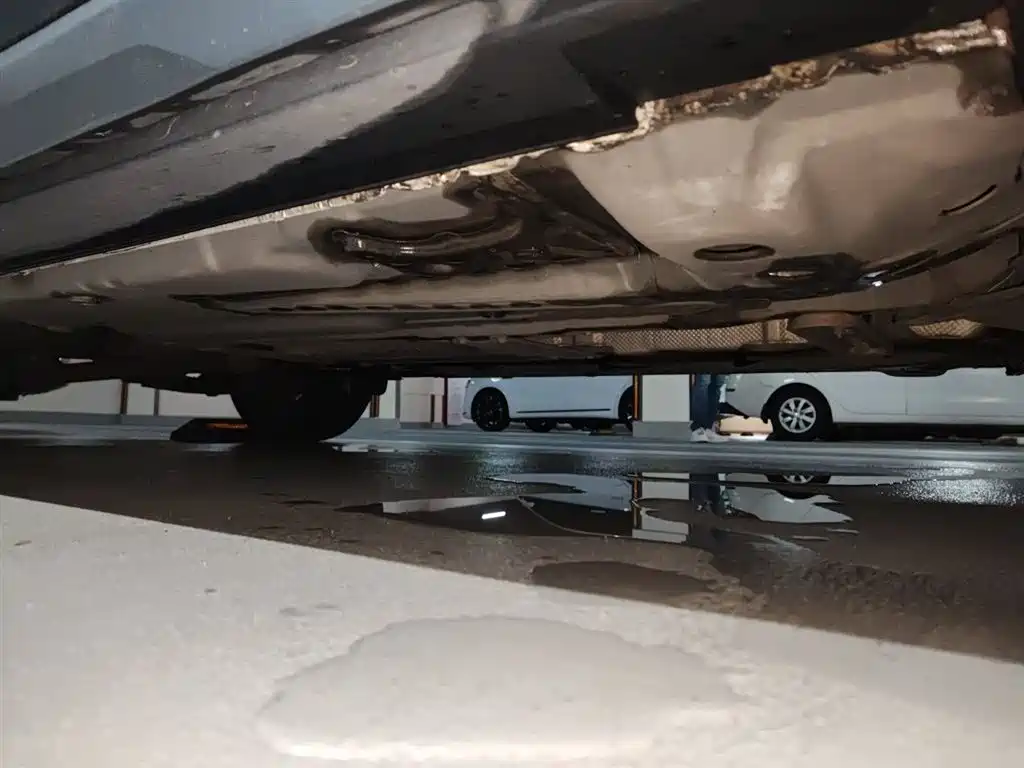 Cadillac XT4 2018 28T FWD Leading Edition фото 16