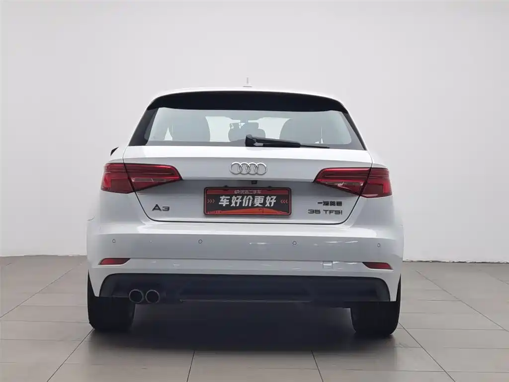 Audi A3 2018 30th Anniversary Sportback 35 TFSI Progressive фото 4