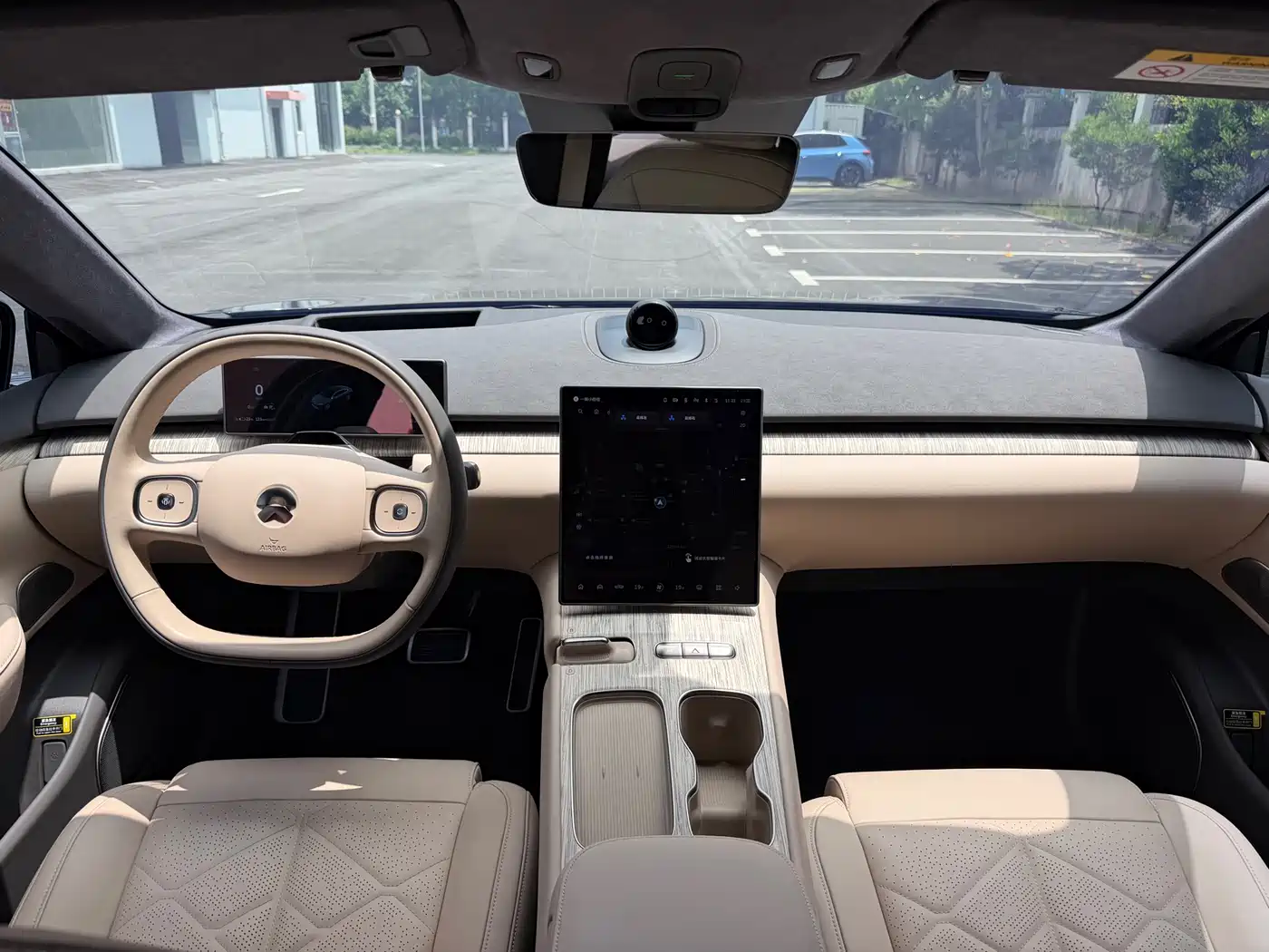NIO ET7 2024 75kWh Executive Signature Edition фото 24