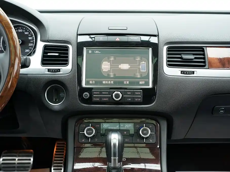 Volkswagen Touareg 2013 2011 3.0TSI Hybrid