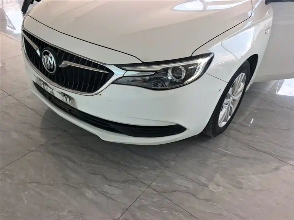 Buick Excelle 2019 15T Manual Elite Type China VI фото 24