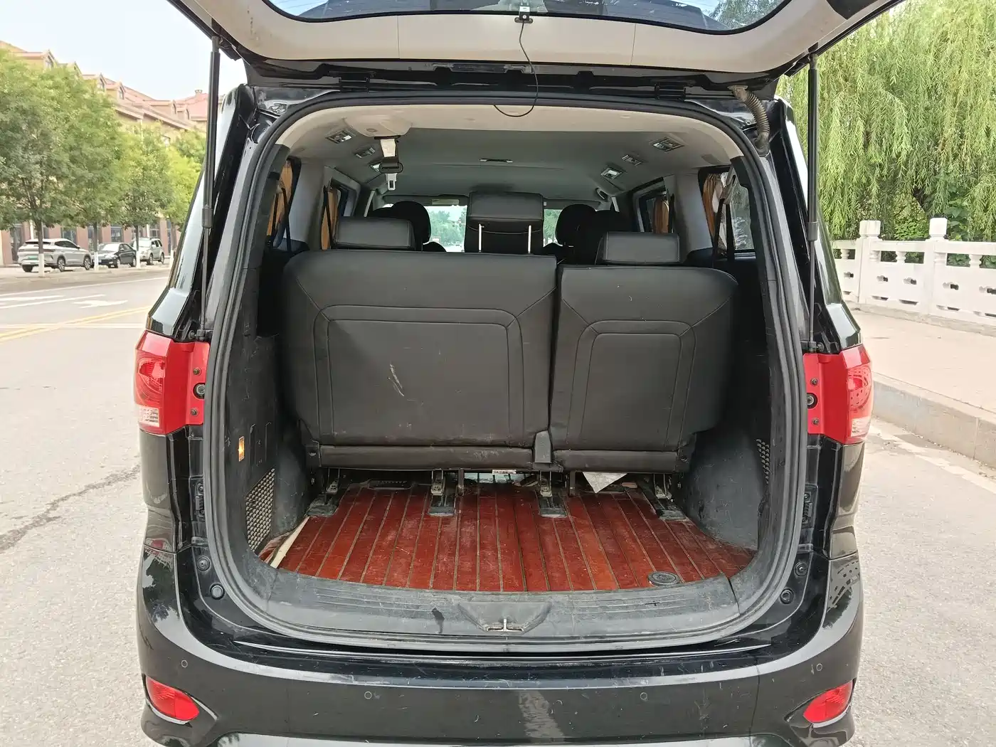 SAIC Maxus Maxus G10 2021 2.0T Manual Elite Edition Diesel 7-Seater фото 14