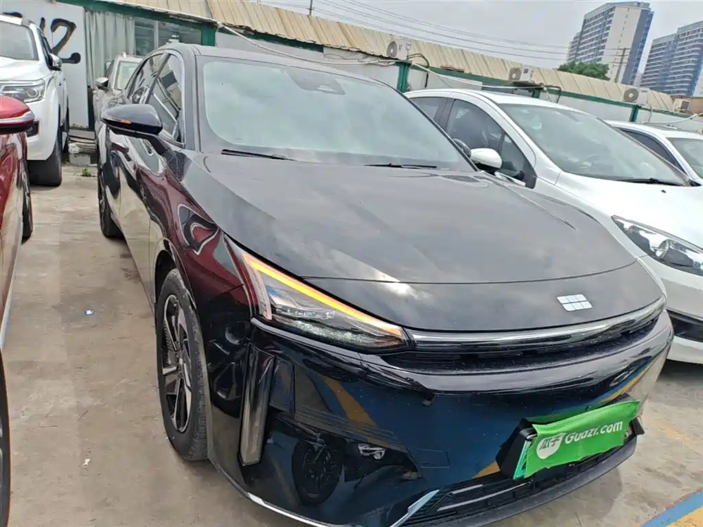 Geely Galaxy Galaxy L6 2024 125km PLUS Soaring Dragon Edition фото 4